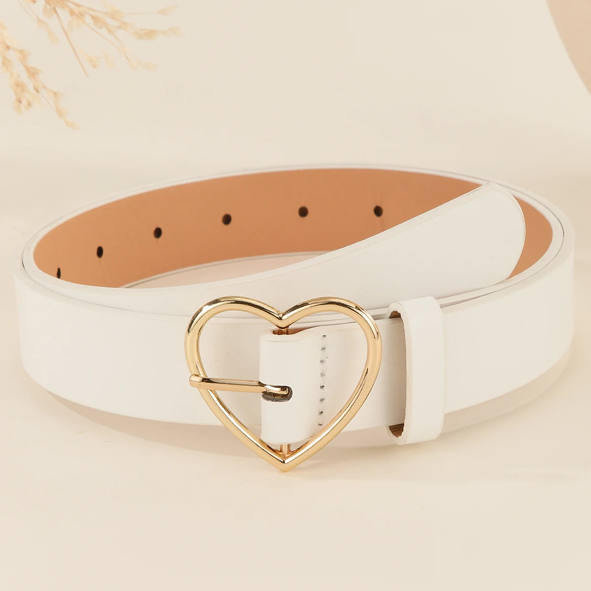 1pcs love buckle black, white pu Belt  fashionable and simple, any match, suitable for all seasons