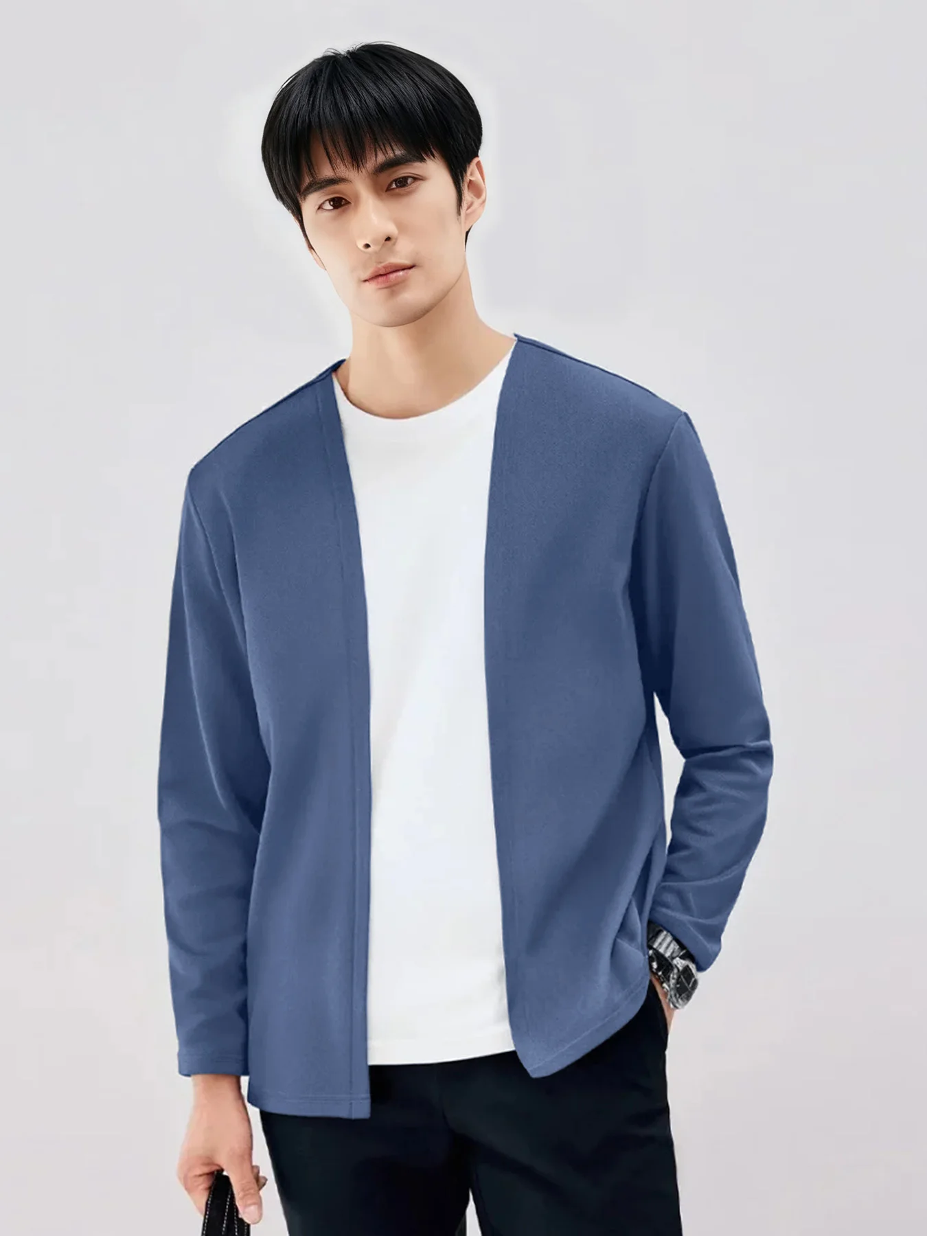 

Spring and autumn new thin cardigan for men, versatile solid color, simple and fashionable, suitable for daily commuting.