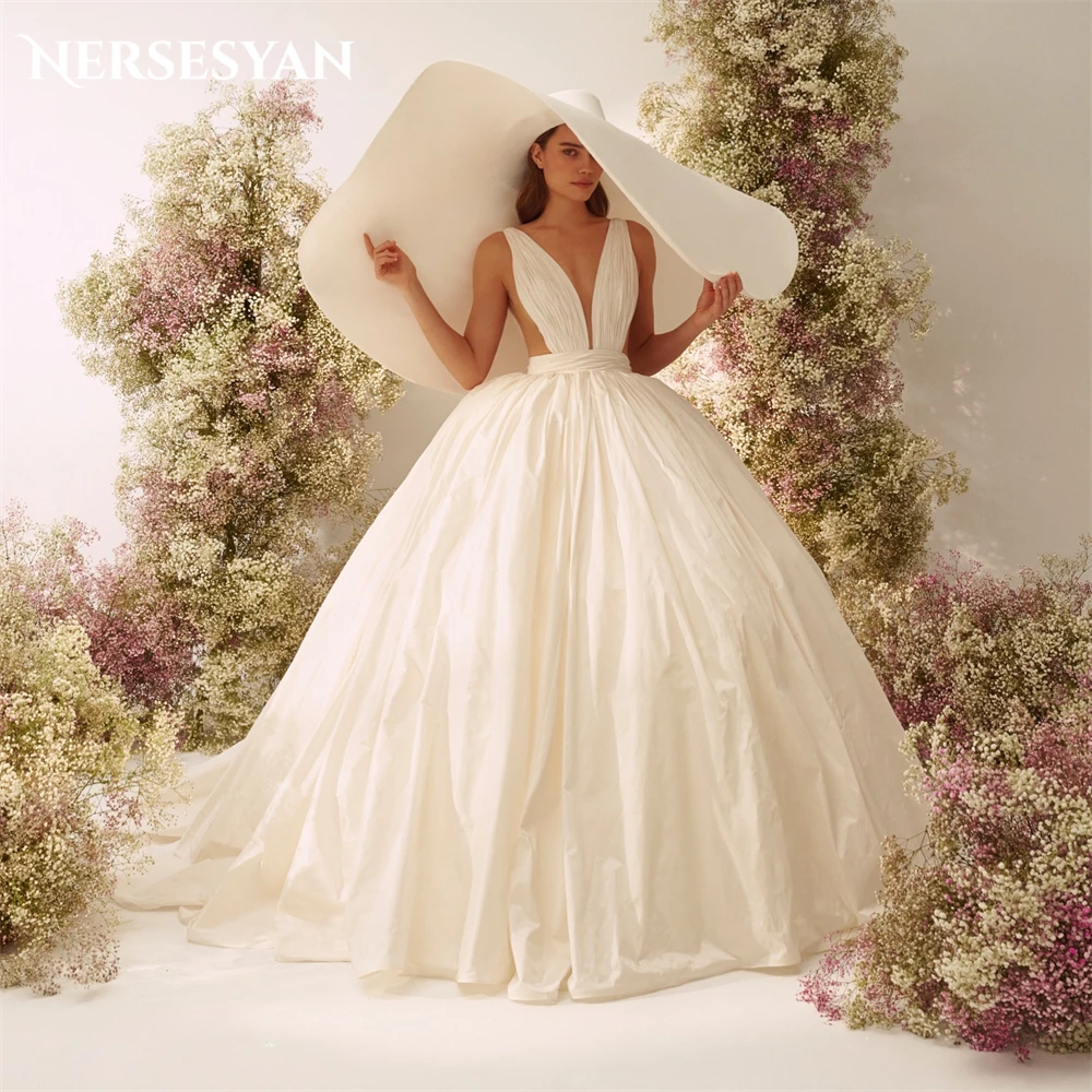 Nersesyan Romantic Satin Dresses For Wedding Deep V-Neck Ball Pleats vestidos de novia Bridal Gowns Backless Sleevless For Bride