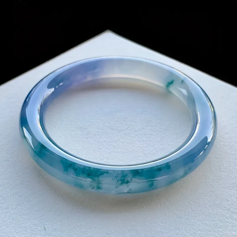 

Ice Glutinous Seed Oil Cyan Bracelet, Fashionable Simple Jewelry