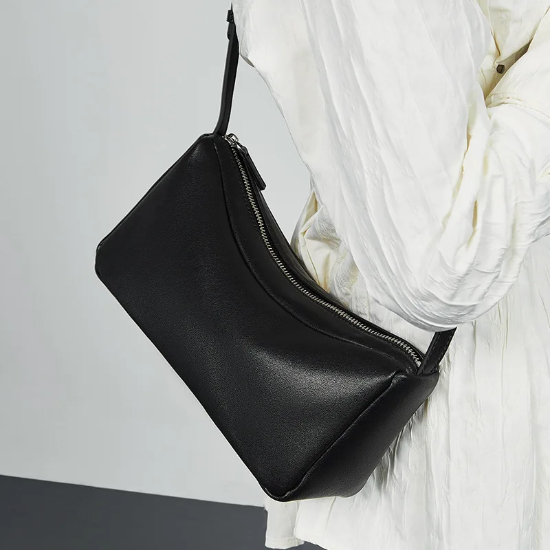 

2025 Leather Women's Underarm Light Shoulder Crossbody Small Fresh Versatile Mobile Phone Shopping Solid Color Soft Women's Bag