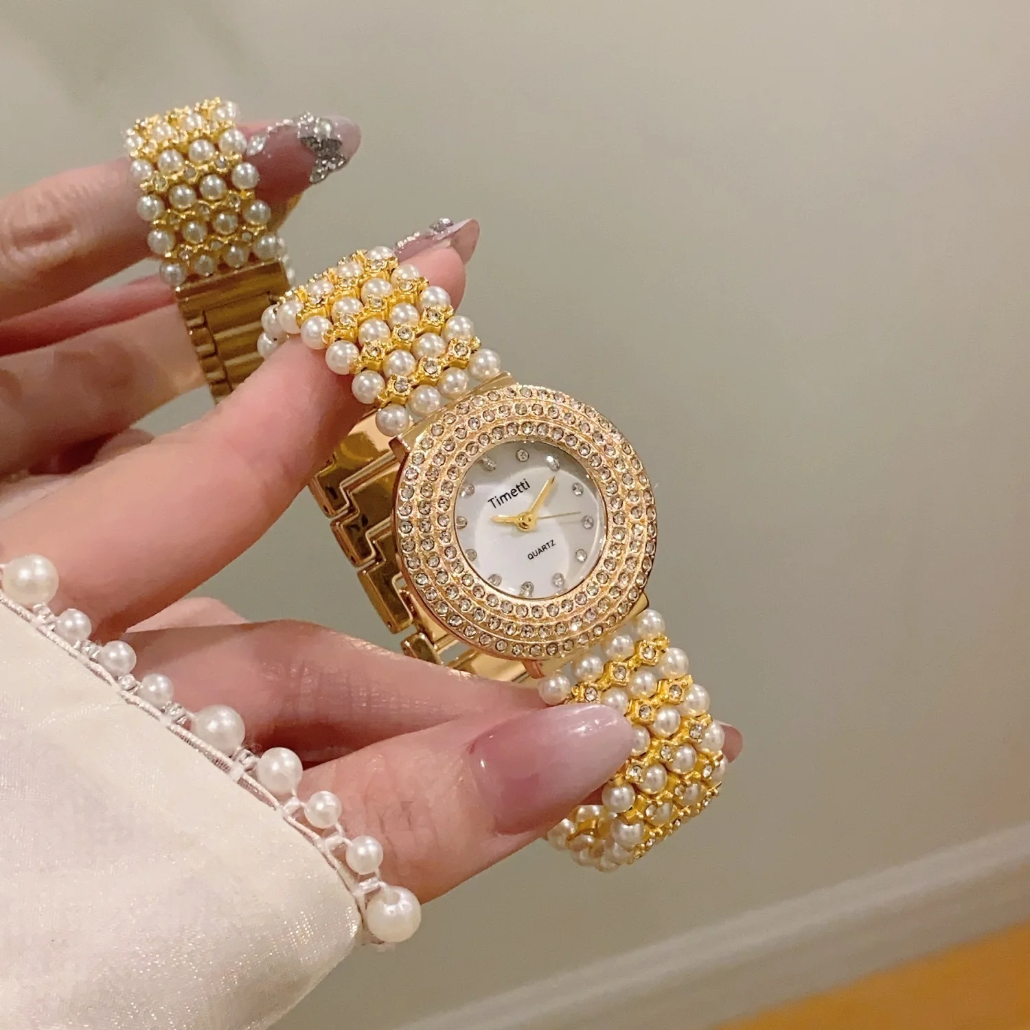 

Pearl Studded Luxury Bracelet Women's Watches Full Diamond Quartz Ladies Watch Gold Wristwatch Reloj Mujer Relogio Feminino