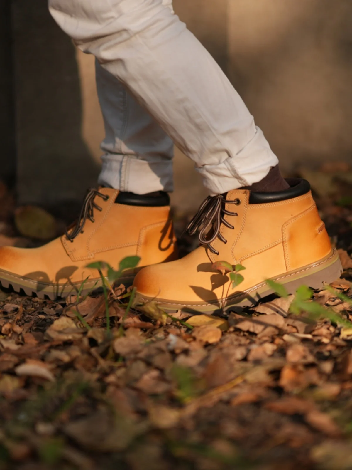 High-Quality Full-Grain Leather Men's  Work Boots Autumn Winter Casual High-Top Shoes Comfortable Breathable Lined
