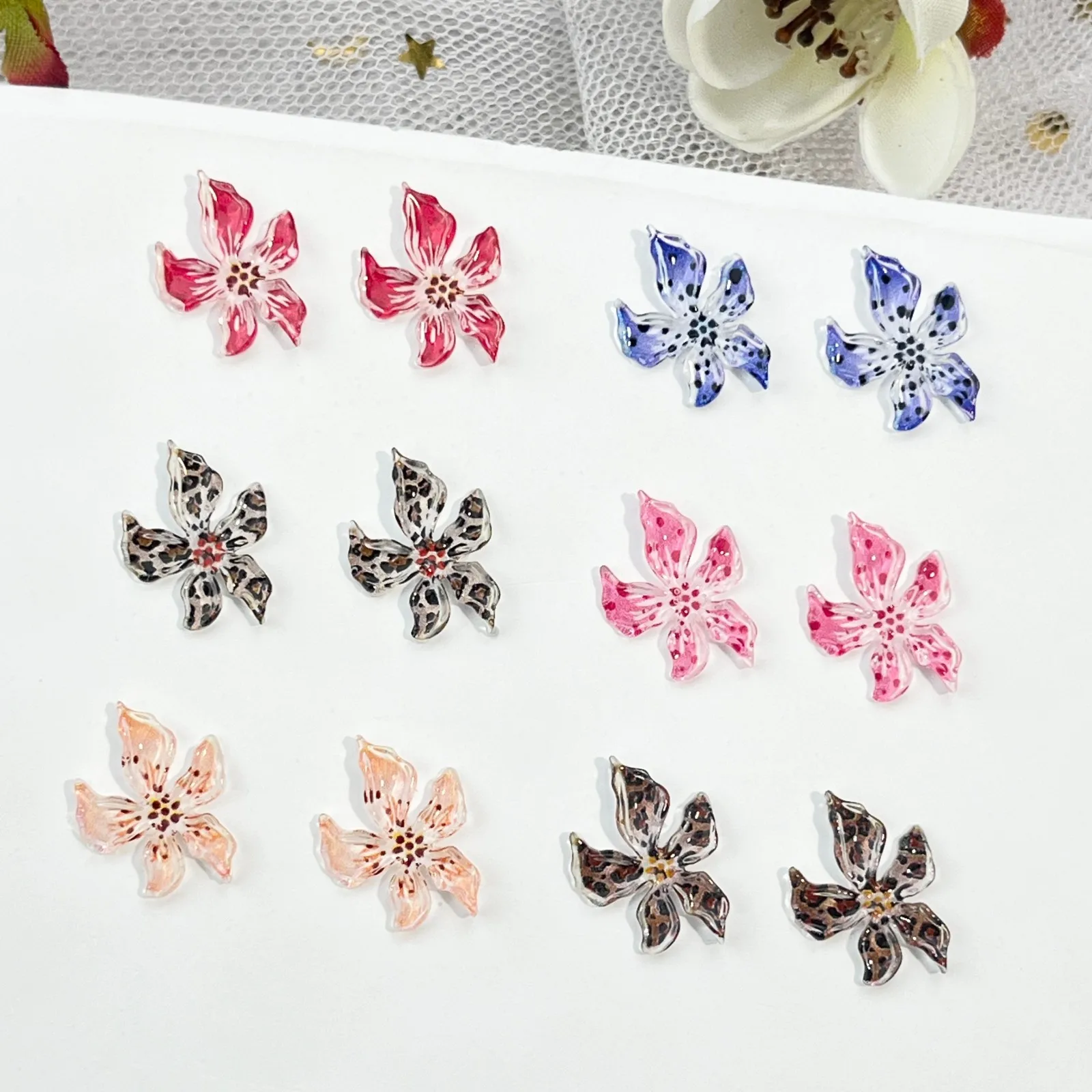 

50Pcs New Jelly Flower Resin Drill Art Crystal Lily Nail Jewelry for DIY Nail Decoration Charms