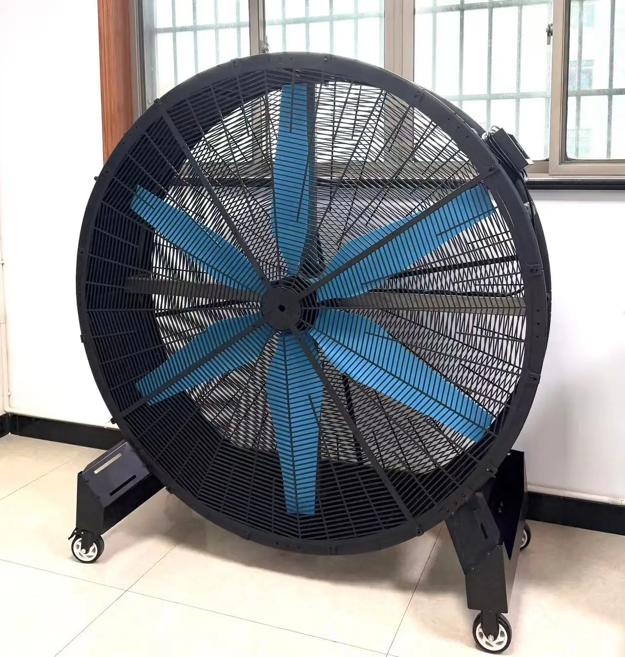 Kipas Angin Aksial AC Besar 60-Inci, Daya Tinggi, Kontrol Sentuh, Bantalan Bola, Kipas Lantai Industri Mobile, ODM OEM, Pendingin Evaporatif, Pemanas