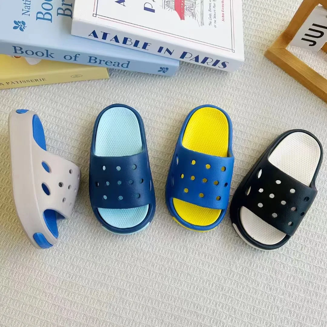 New Popular Cartoon-Style Slip-On Shoes, Versatile for Boys and Girls, Eva Slippers, Fashionable Dual-Color Soft-Soled Non-Slip Sandals 831