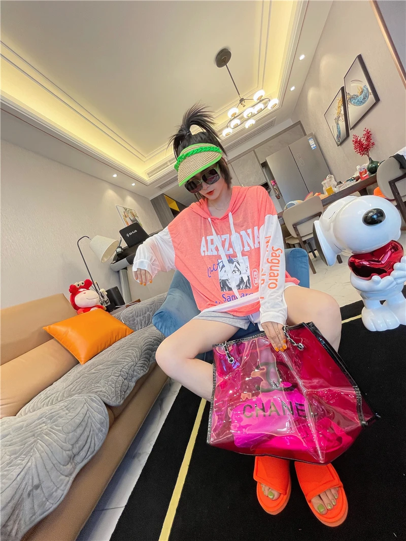 ฤดูร้อนสีบล็อกHooded Letterหลวมเสื้อยืดอเนกประสงค์Elegant BreathableแขนยาวครีมกันแดดบางSheer Top