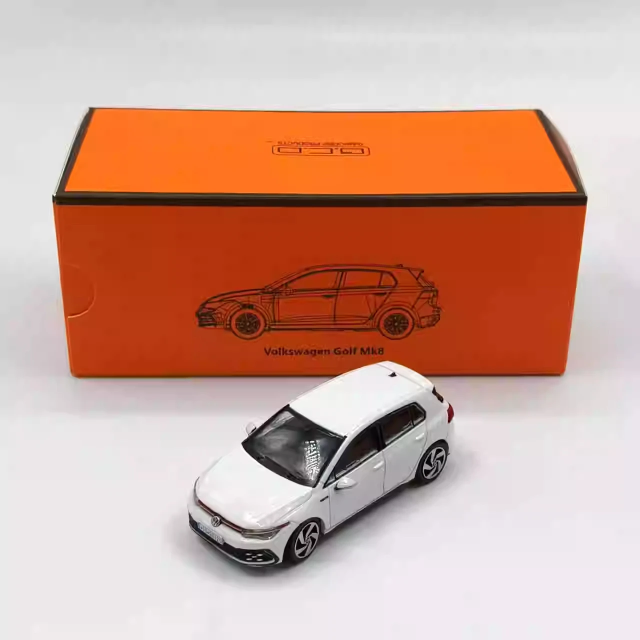 GCD 1:64 Golf GTI MK8 coche de aleación fundido a presión y vehículos de juguete modelo de coche modelo a escala en miniatura coche de juguete para niños