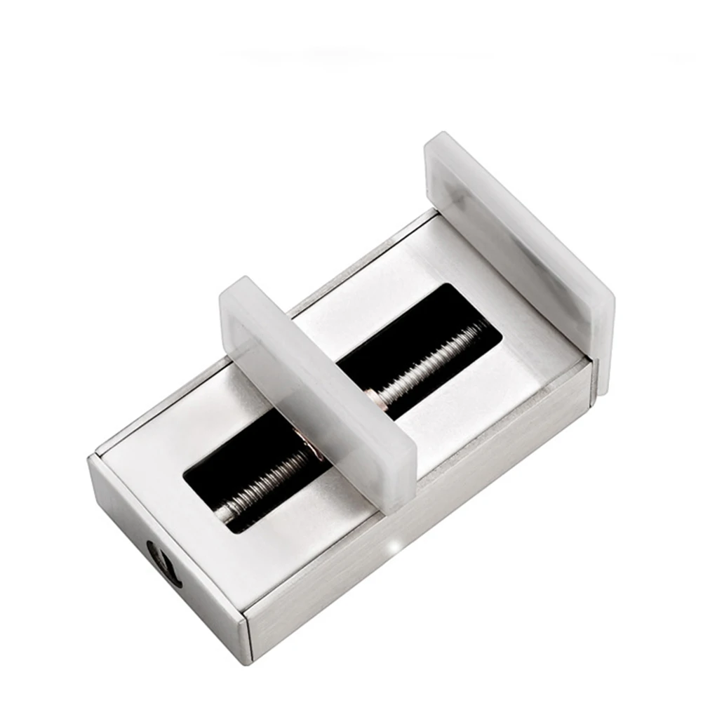 

1 Set Silver Window Buckle Childproof Sliding Door Lock Kids Protective Shifting Lock Durable Ultra-Thin Manual