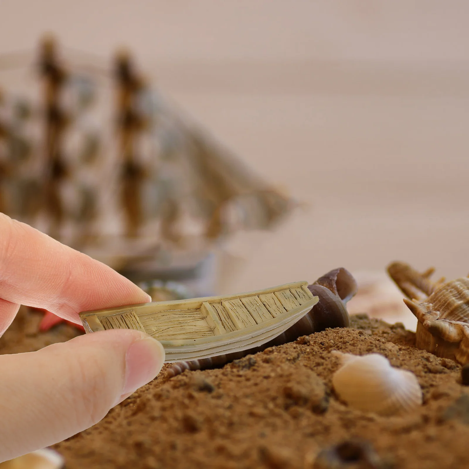 

15 Pcs Fishing Boat Model Table Ornament Decoration Office Models for Desktop Resin Crafts Statue Bedroom
