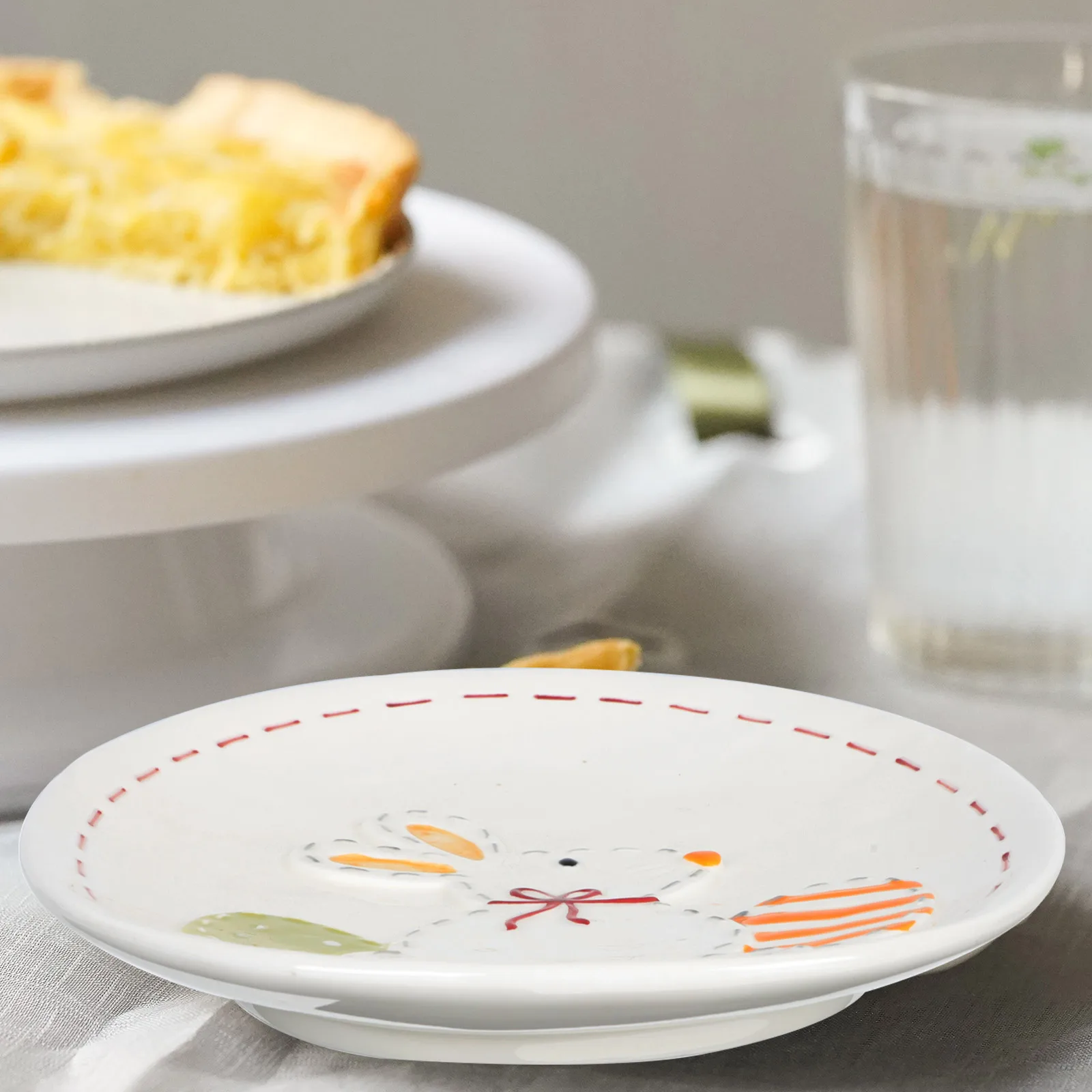

Ceramic Dinner Plate Embossment Flat Dish for Dessert Fruit Salad Sushi Home Party Restaurant Use Decorative Tableware