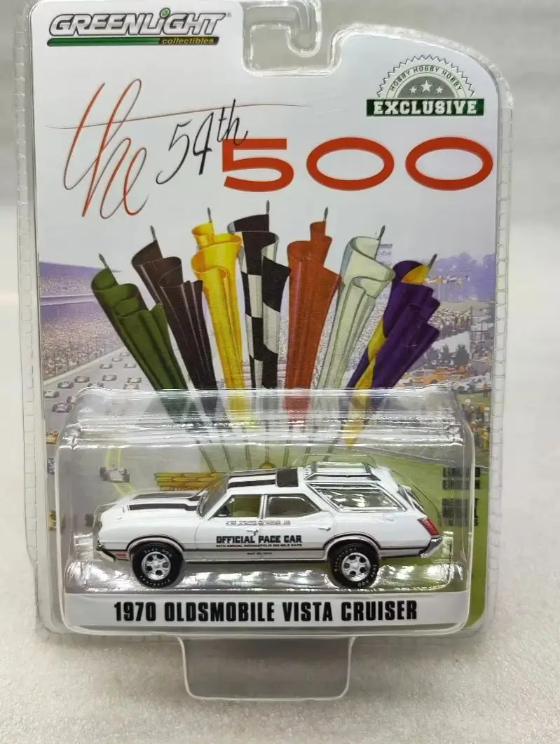 

1:64 1970 Oldsmobile Vista Cruiser High Simulation Diecast Car Metal Alloy Model Car kids toys collection gifts