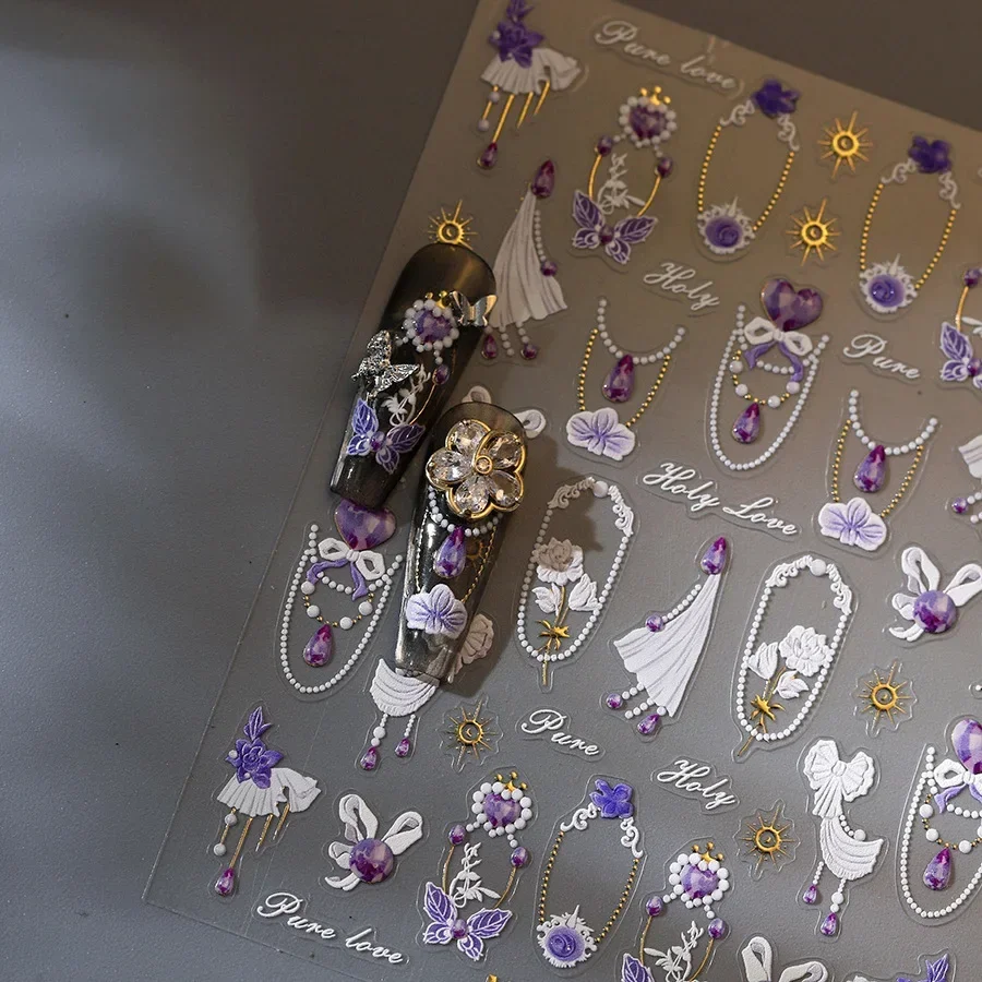 Modello barocco Stampa a caldo Totem geometrico Fiore Stella retrò Nobile Autoadesivo 5D Decorazione per unghie Adesivo Decalcomania per manicure