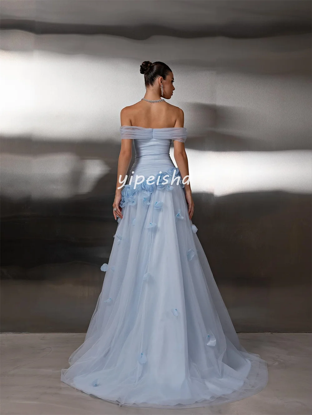 Personalizado moda formal tule artesanal flor plissado a linha fora do ombro vestidos longos sob medida vestidos de ocasião elegante