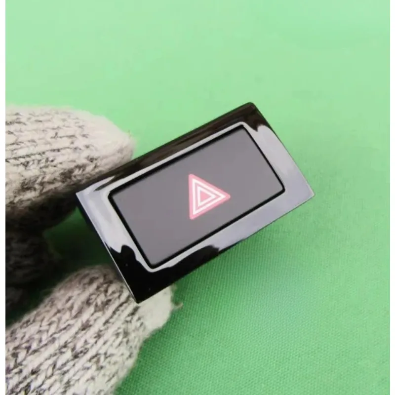 Genuine Hazard Warning Light Dual Flash Switch Button for Honda 10th Accord 2018 2019 2020 2021 2022 Inspire