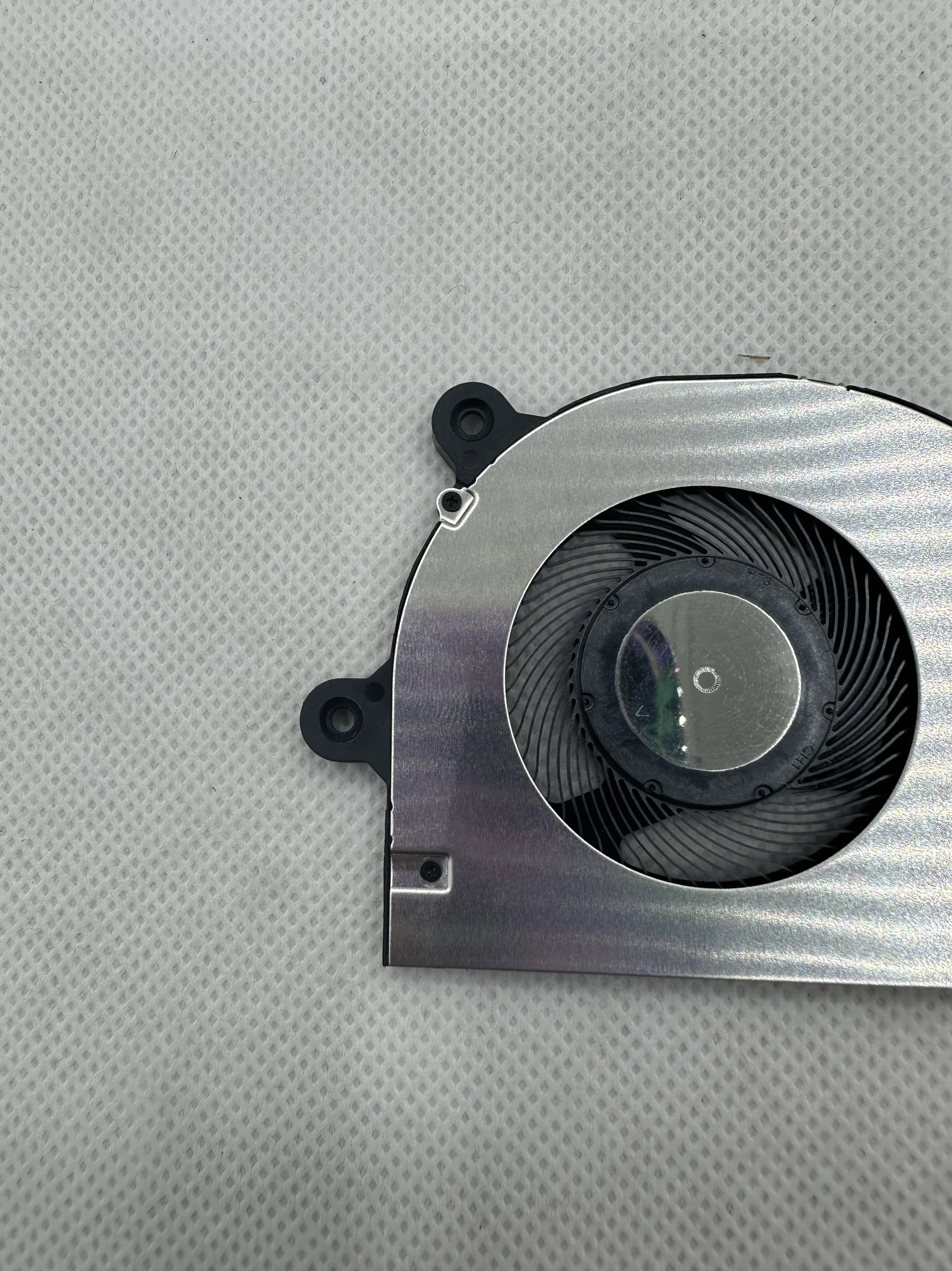 Laptop-CPU-Lüfter für Samsung BA31-00209A BAPB0804R5HY002 DC5V 0,5A Neu