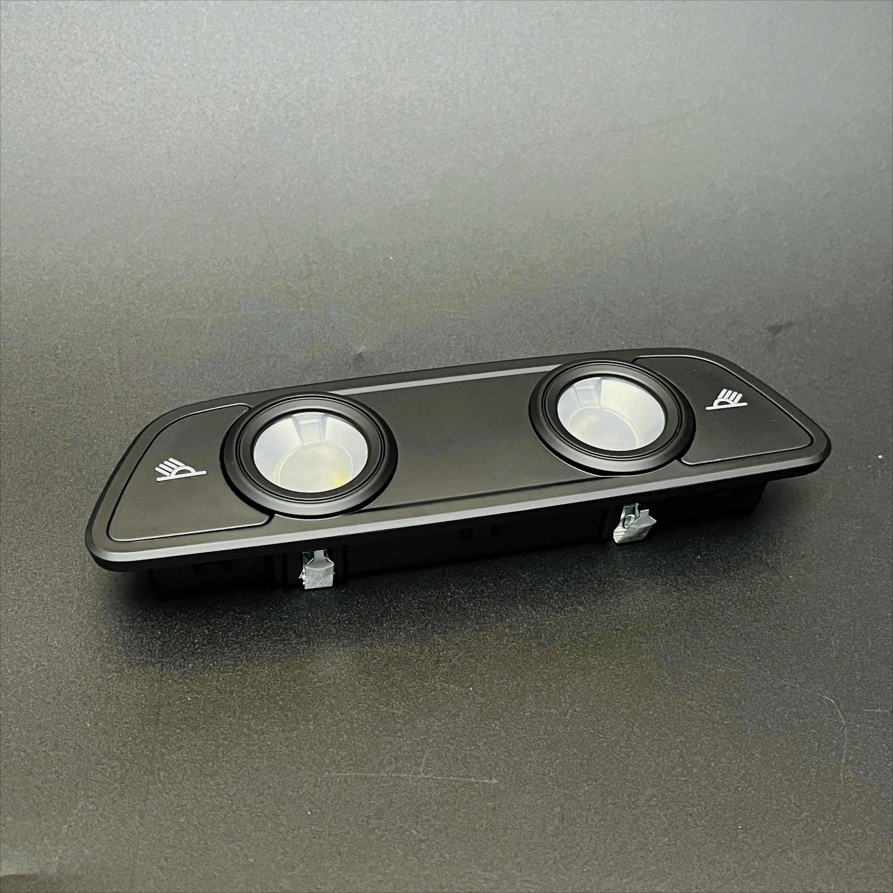 PL-4KD947111 OEM luz  lectura trasera lámpara  techo negra para Audi A4 A5 Q5 2017-2025 para Q7 Q8 2016-2025 para A6 A7 2019