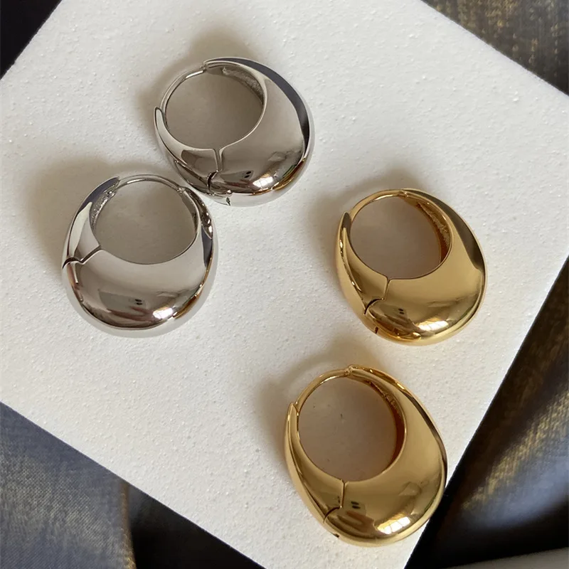 New Unique Hollow Out Ellipse Circle Metal Earrings for Women Originality Personalized Fashionable Versatile Jewelry Accessories