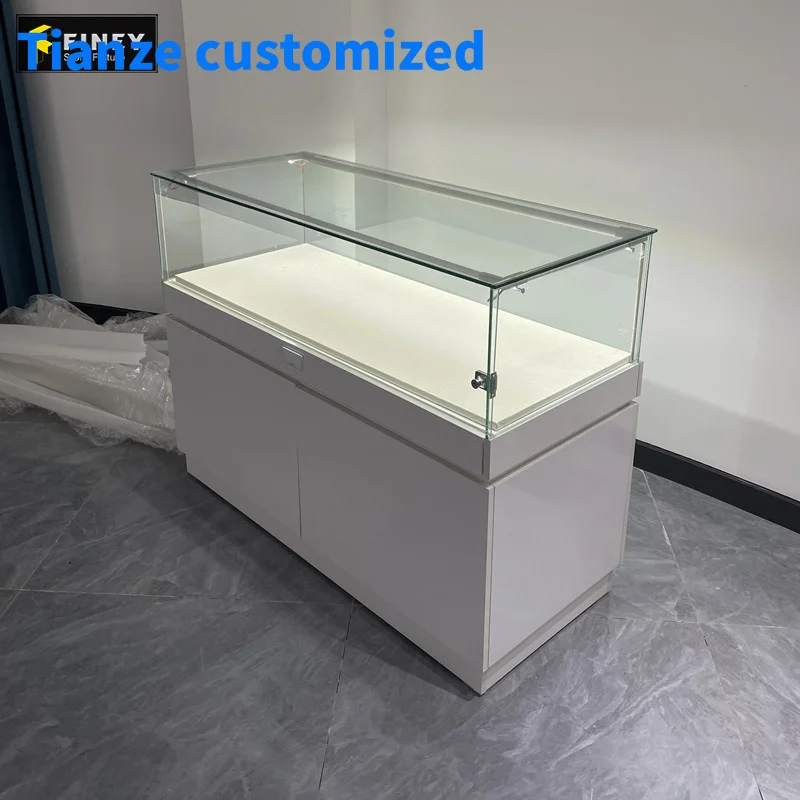 

(Customized) OEM Factory Retail Store Fixture Luxury Shop Interior Decoration Design Glass Metal Showcase Display Cabinet