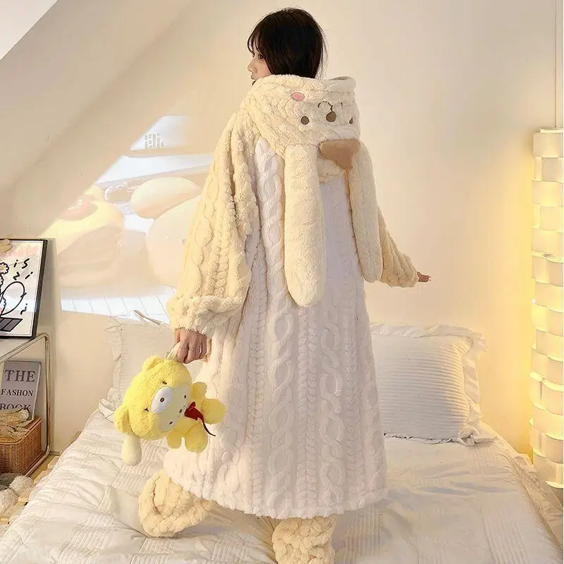 Kawaii Sanrios Pompon Purins Cartoon Pigiama Hello Kittys Ragazze Camicia da notte in velluto Inverno Addensare Accappatoio lungo Casual Abbigliamento per la casa