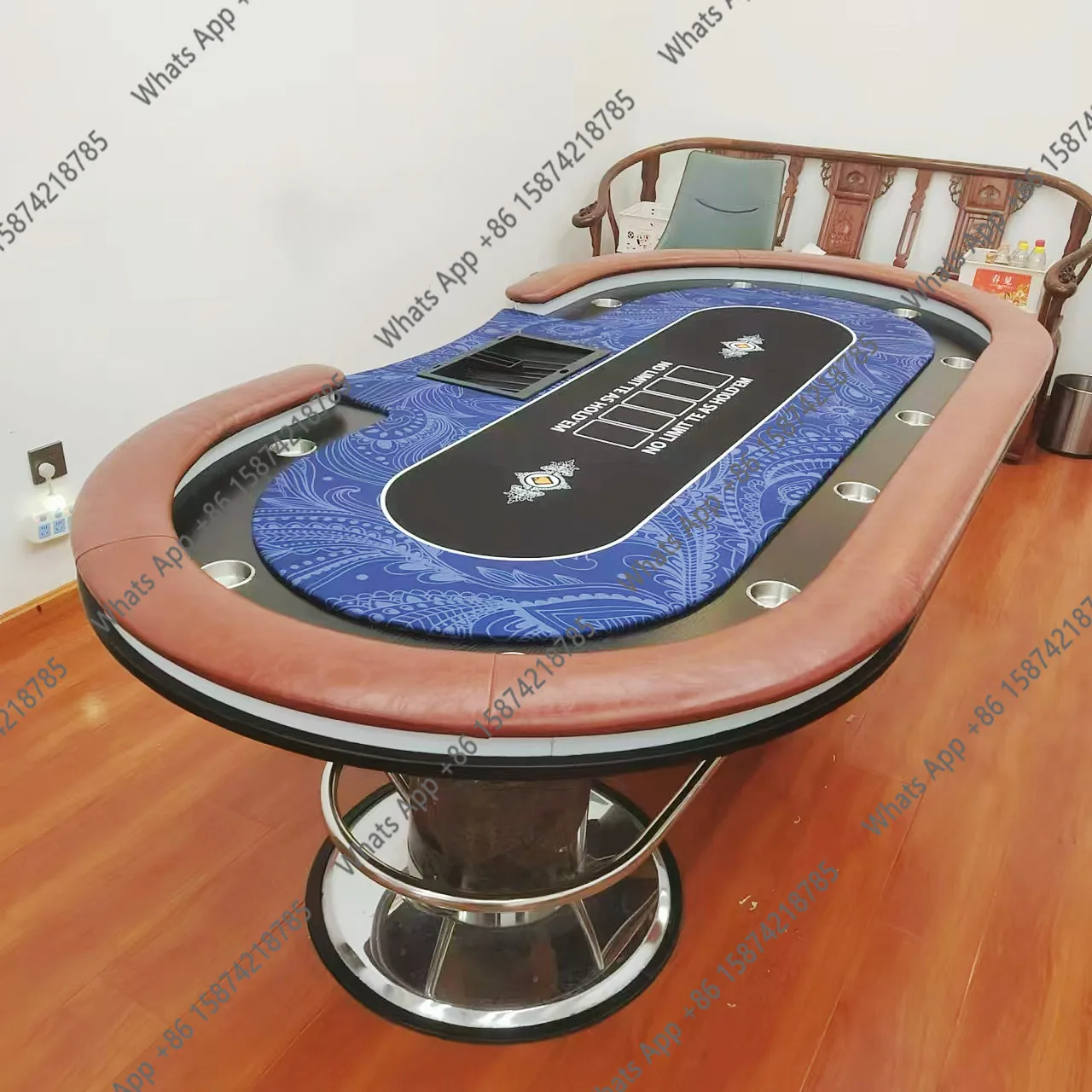 Texas poker table can be customized tablecloth pattern size can be customized LED color-changing lights.