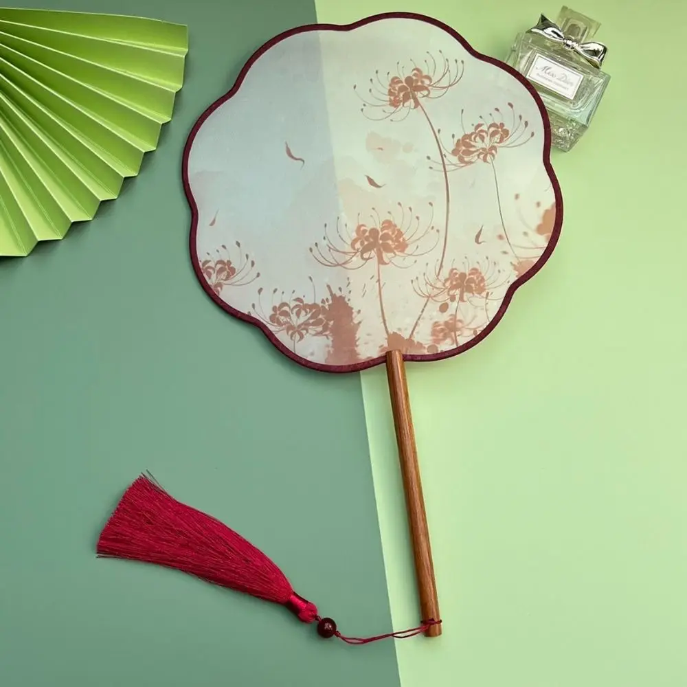 Chinese Style Chinese Embroidery Fan Handheld Lycoris Pattern Bridal Group Fan with Tassels Translucent Tuan Fan Home Decor