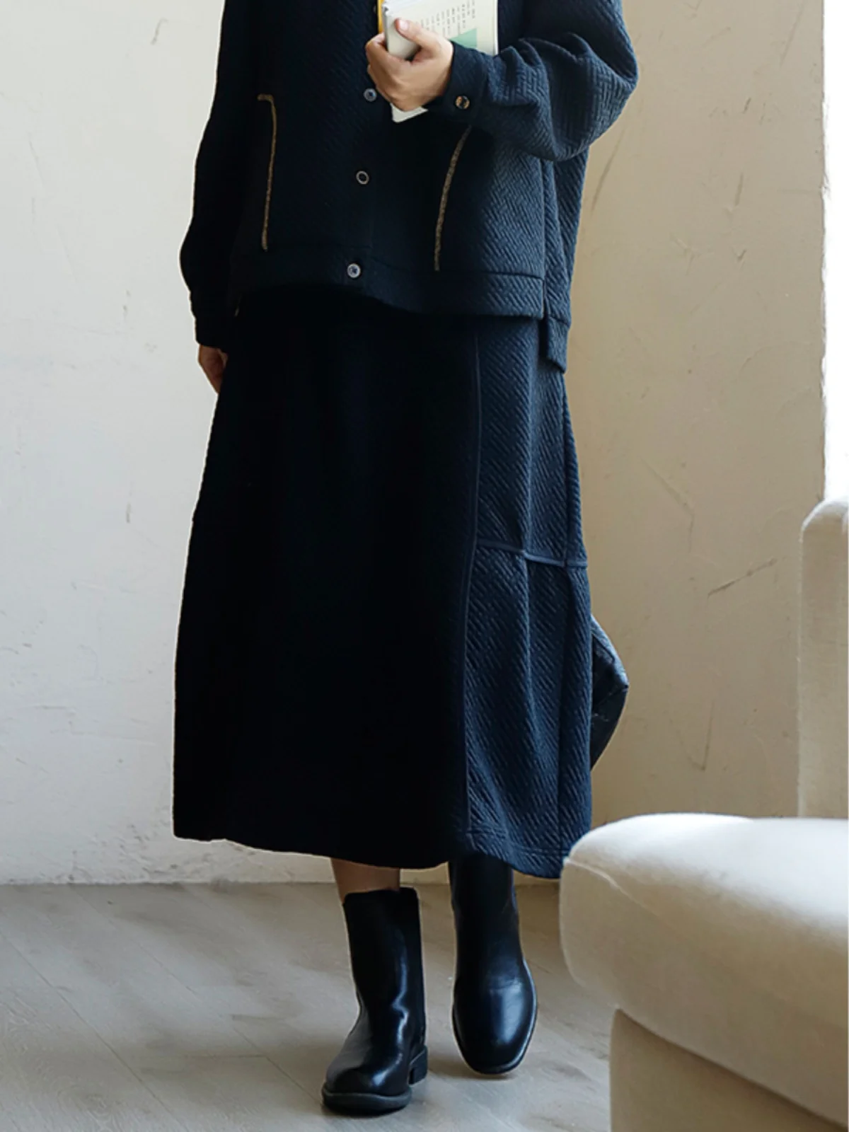 

Новая весенняя женская модная юбка-миди с высокой талией, А-силуэт, с художественным дизайном и вставками, для офиса и повседневной носки