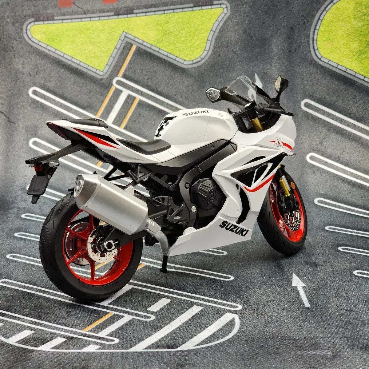1/9 سوزوكي GSX-R1000R لعبة دراجة نارية للأطفال سباق نموذج دييكاست مصغرة كبيرة الحجم قابلة للضوء مجموعة هدية صبي طفل Tw #3