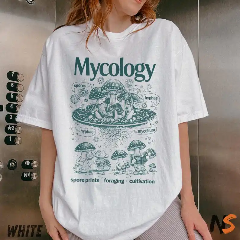 Mycology Vintage Science T-Shirt, Retro Mushroom Biology Graphic Tee, 90s Academic Fungi Diagram Shirt STEM Gift Tee Shirt