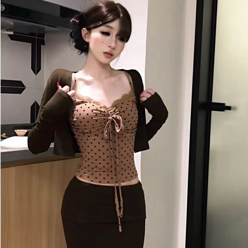 

Ретро-комплект для женщин: утягивающий и стройнящий топ-камизоль с бантом на талии, кардиган и юбка для осени