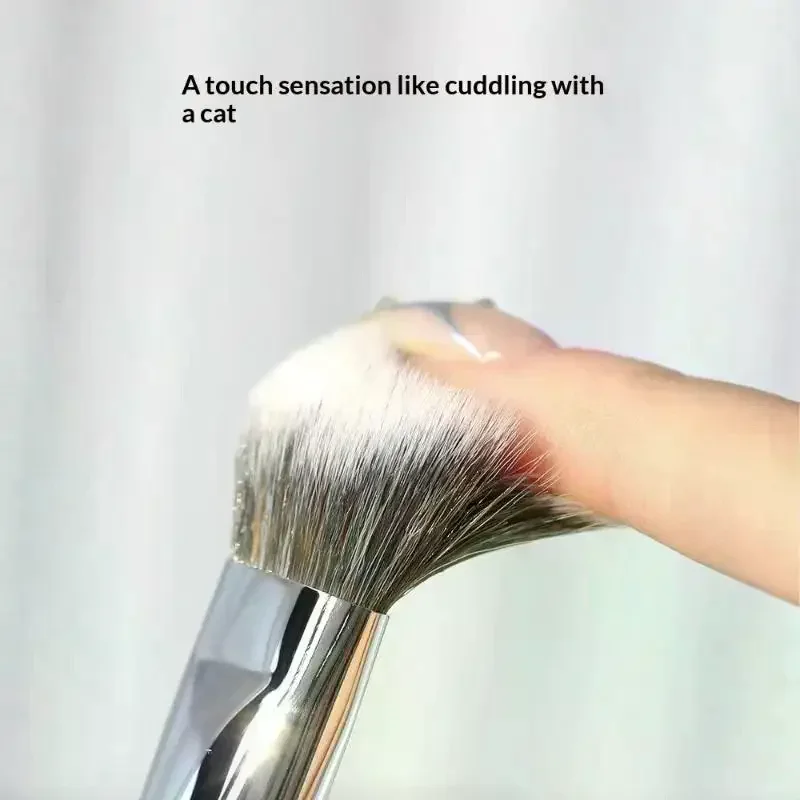 1Pcs Professional Premium Contour Blusher Brushes Liquid Foundation Shadow Repairing Brushes Women Face Base Makeup Beauty Tools view 5