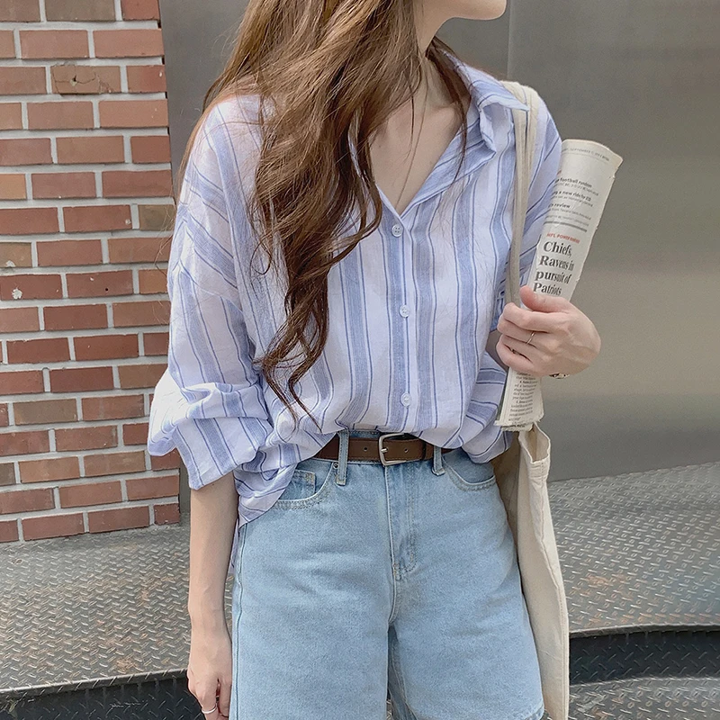 

Women's Loose Long Sve Striped Sun Protection irt Korean Sle Chic Design Versatile Lazy Faionable Top Layered Wear