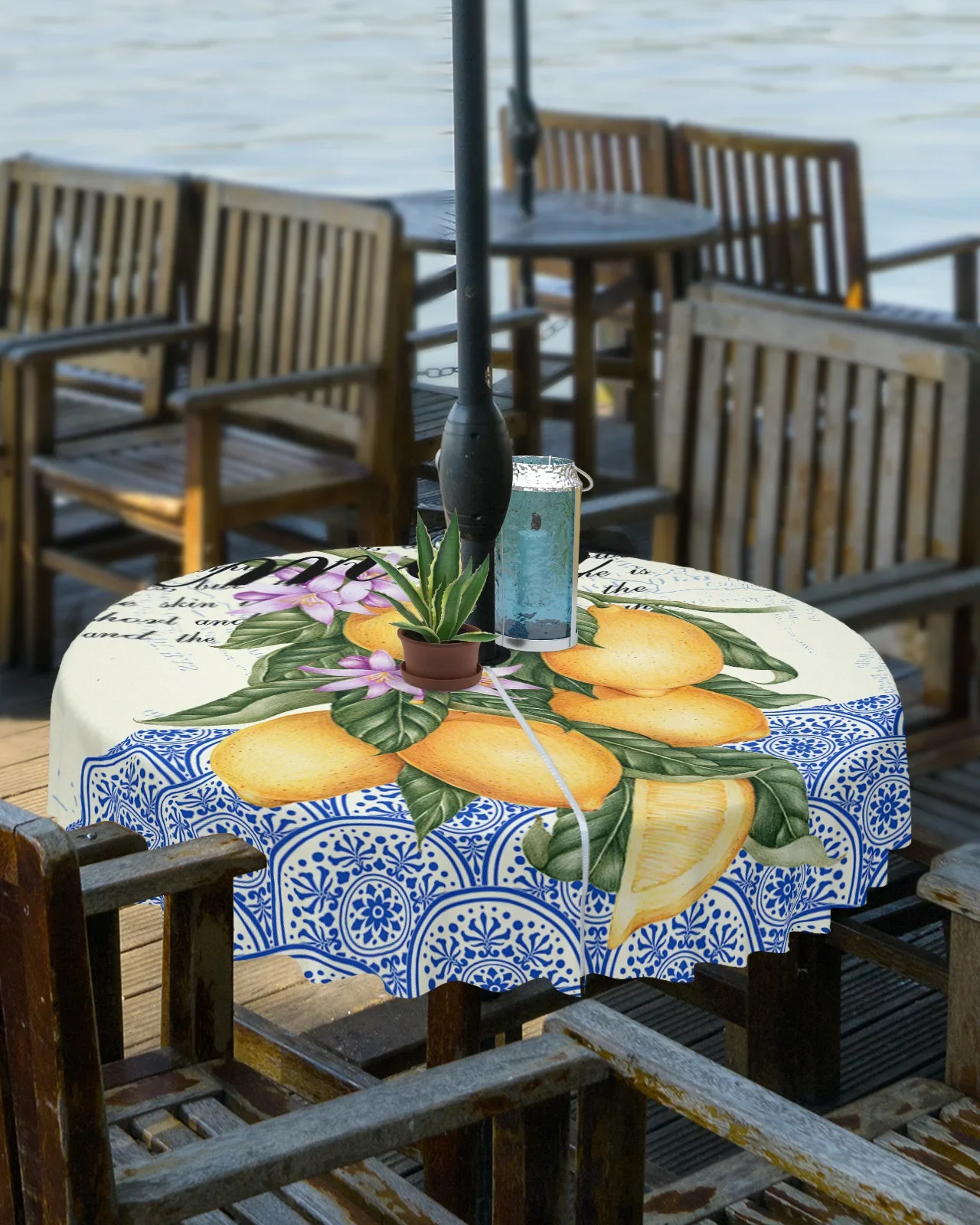 Moroccan Pattern Retro Butterfly Lemon Outdoor Tablecloth with Umbrella Hole Zippered Waterproof Picnic Patio Round Table Cover