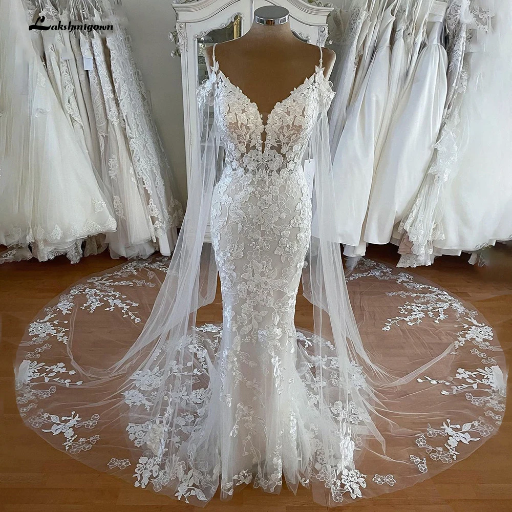 

Lakshmigown Mermaid Lace Ivory Wedding Dress with Cape Spaghetti Straps Sleeveless Wedding Dresses Plus Size Long Bridal Gowns