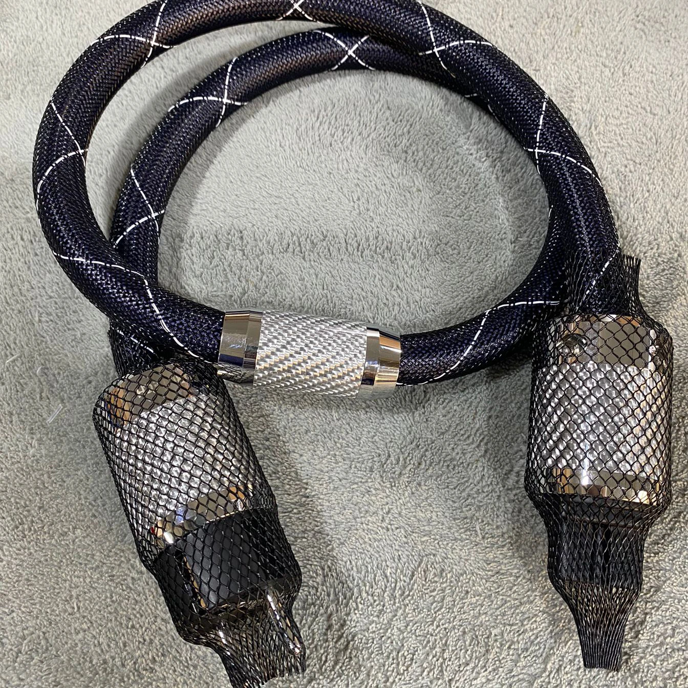 HiFi Furutech Nanoflux-18 Stromkabel FI-E50 FI-50 (R) Stecker Schuko Fever Audiokabel OCC Rhodium Kohlefaser EU/US C15 Stecker