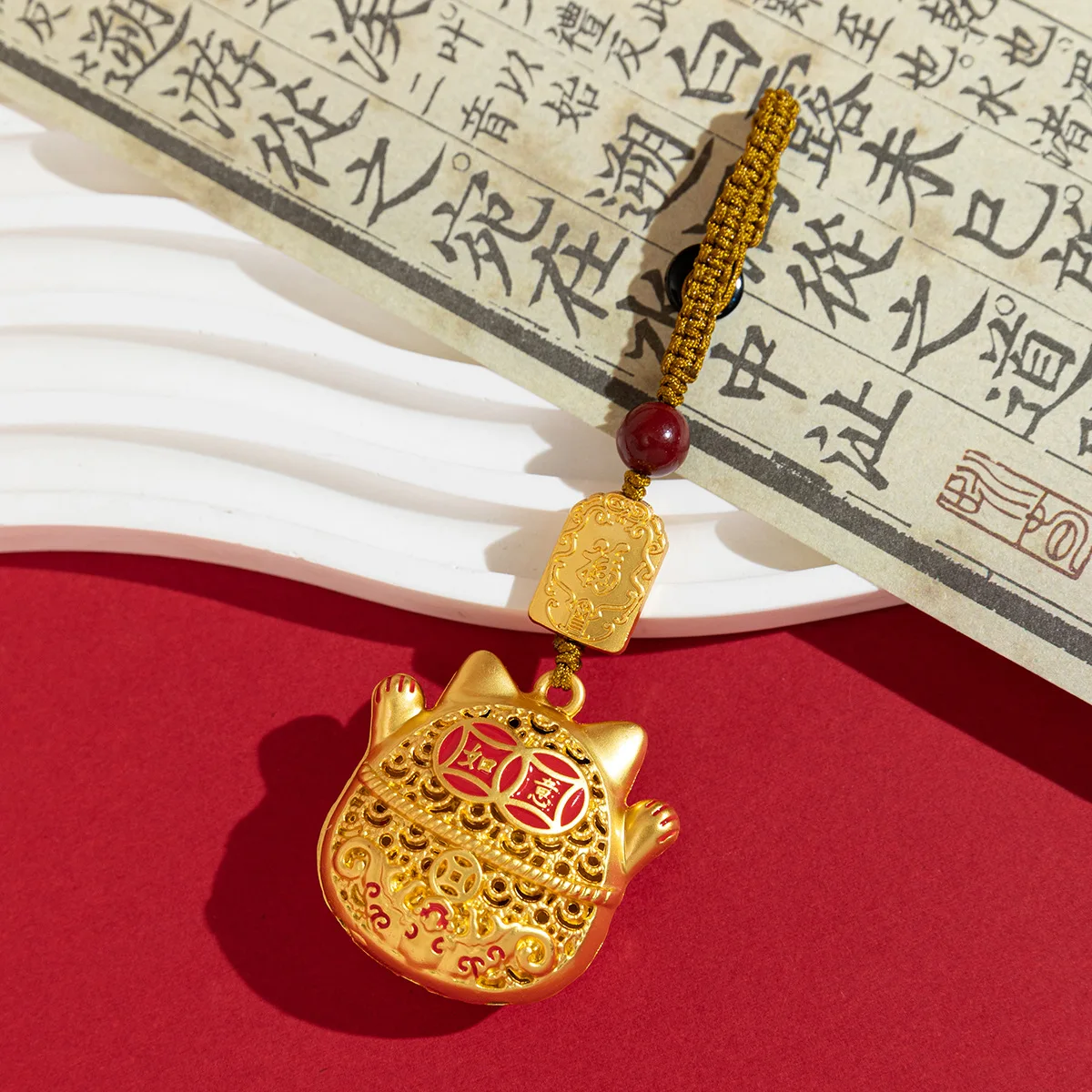 Chinese Style Sand Gold Maneki-Neko Keychain - Drip Glaze Lucky Cat Pendant for Keys, Bag, Gift for Best Friend - view 5