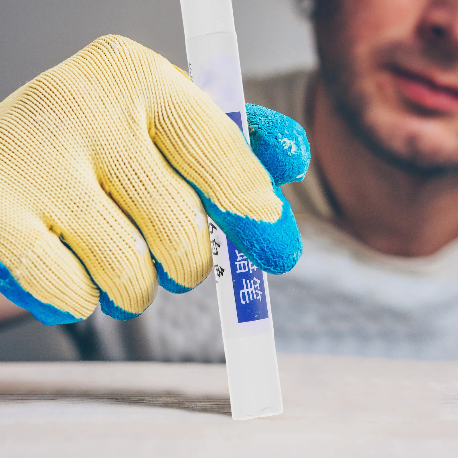 

2pcs Furniture Repair Markers Wood Scratch Repair Pens For Wooden Furniture Fill Scratches Holes Damage Stick Filler Marker Pen