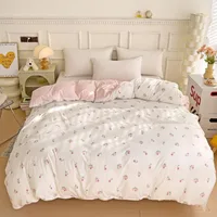 2025 new 3-piece cartoon heart-shaped plant floral print set, a duvet cover and a pair of pillowcases (no padding)