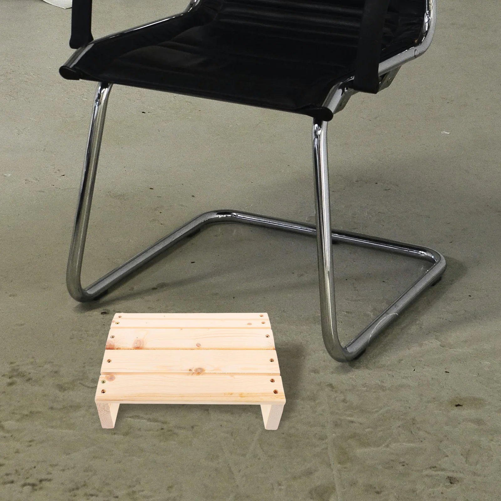 

1Pcs Solid Wood Angled Foot Rest Stool Comfortable Office Desk Footrest Under Desk Wooden Foot Stool Supporter