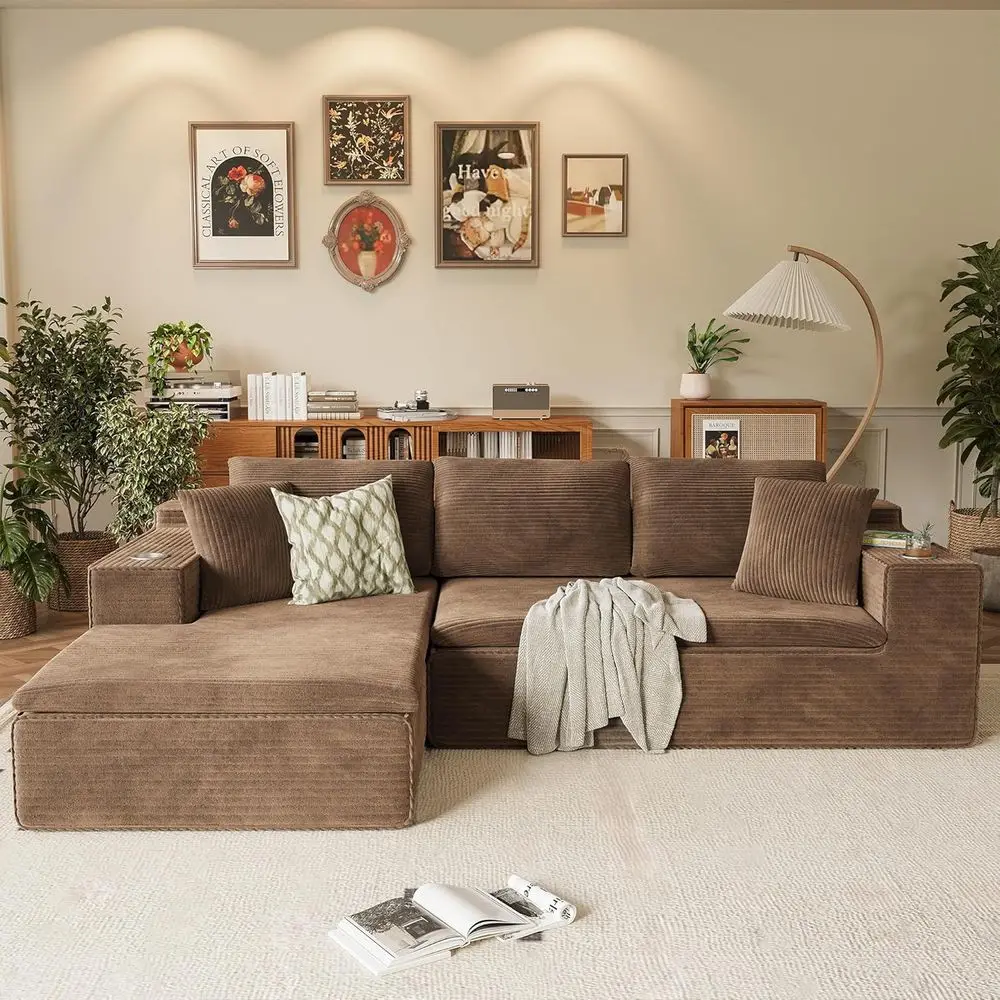 أريكة مقسمة باللون البني 109 على شكل حرف L مع إسفنج الذاكرة، والمقعد العميق، وحاملات الأكواب، وجيوب تخزين - لا حاجة للتجميع