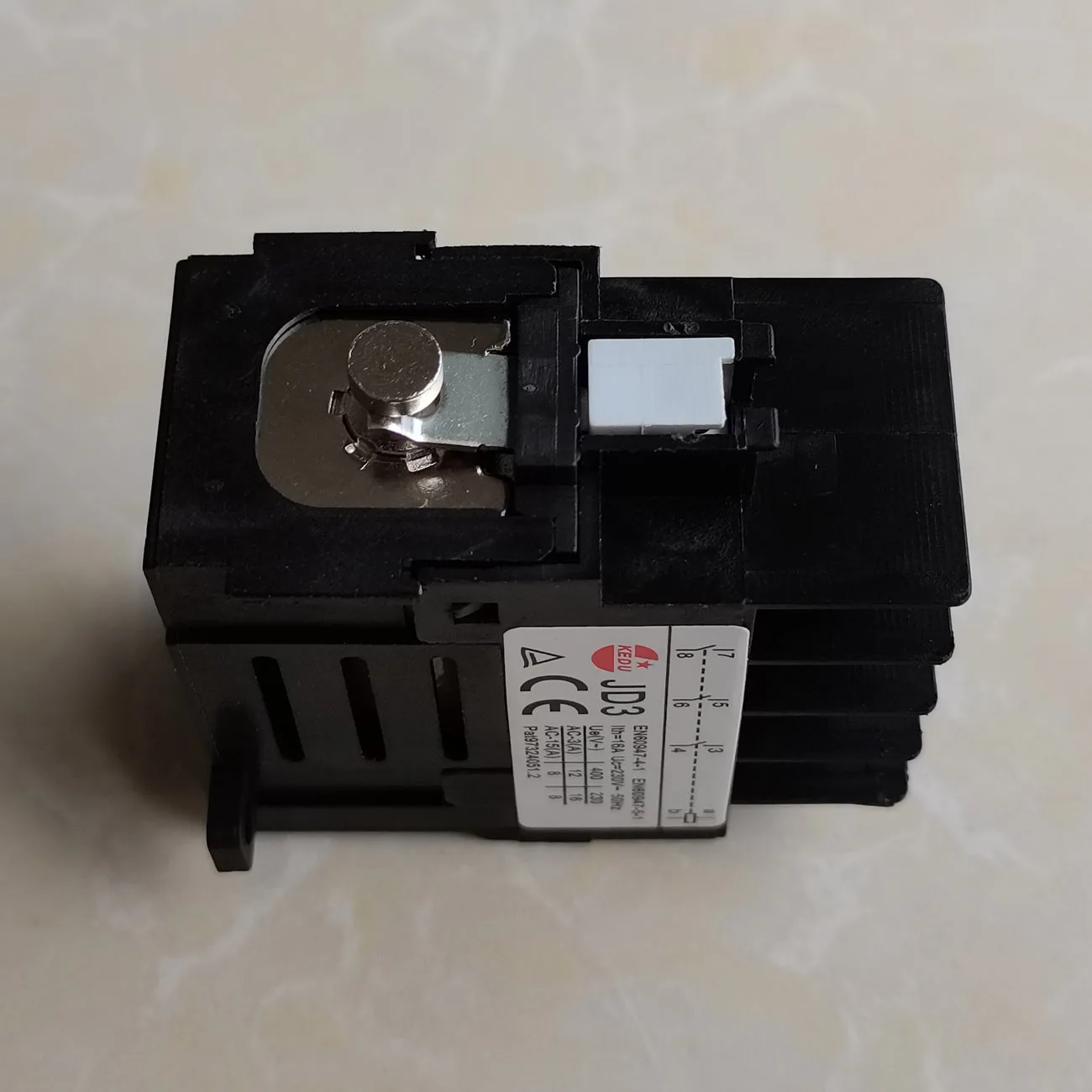 KEDU JD3 8Pins 230V 50Hz 16A Electric Relay 3NO with Power Failure and Undervoltage Protection Function