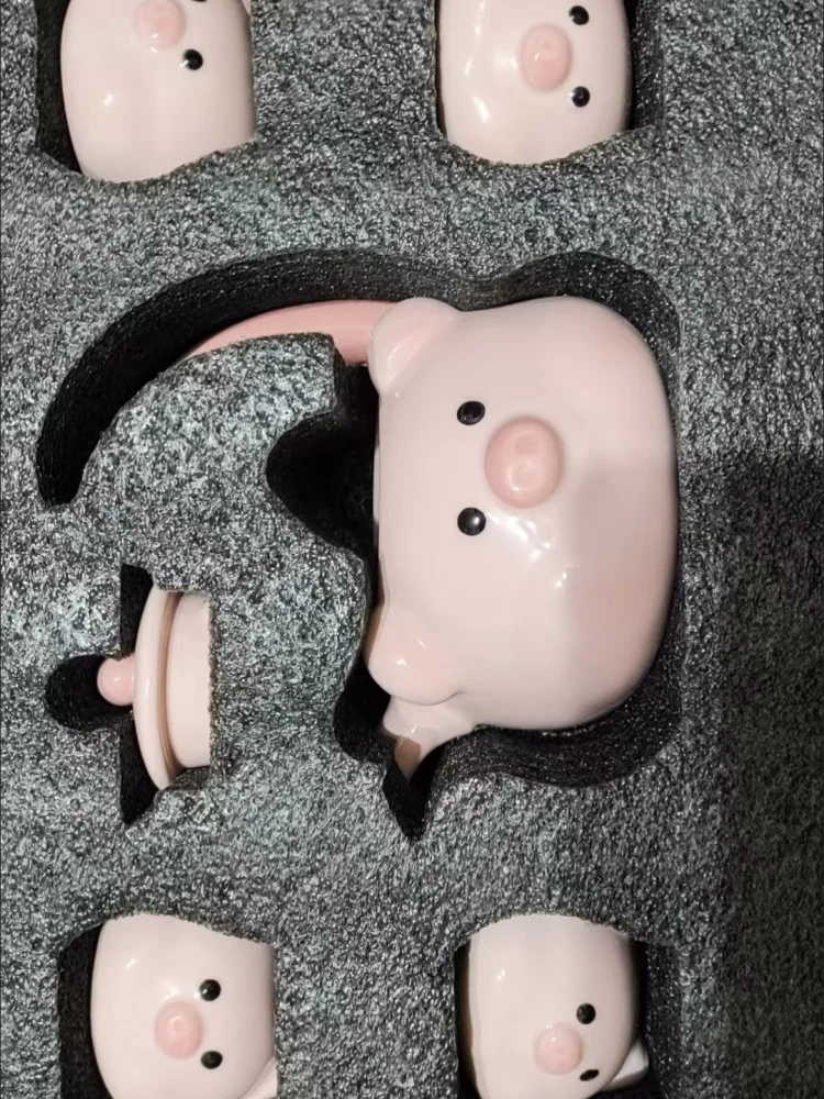 Pig Parent and Piggy Child Tea Pot Cup Set Animal Family Teapot Set With 4 Tea Cups Cute Tableware Housewarming Gift
