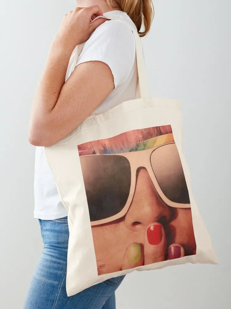 

Woman Fashion Art Illustration, female minimal graphic, girl sunglasses Tote Bag bag for beach Women's tote bag