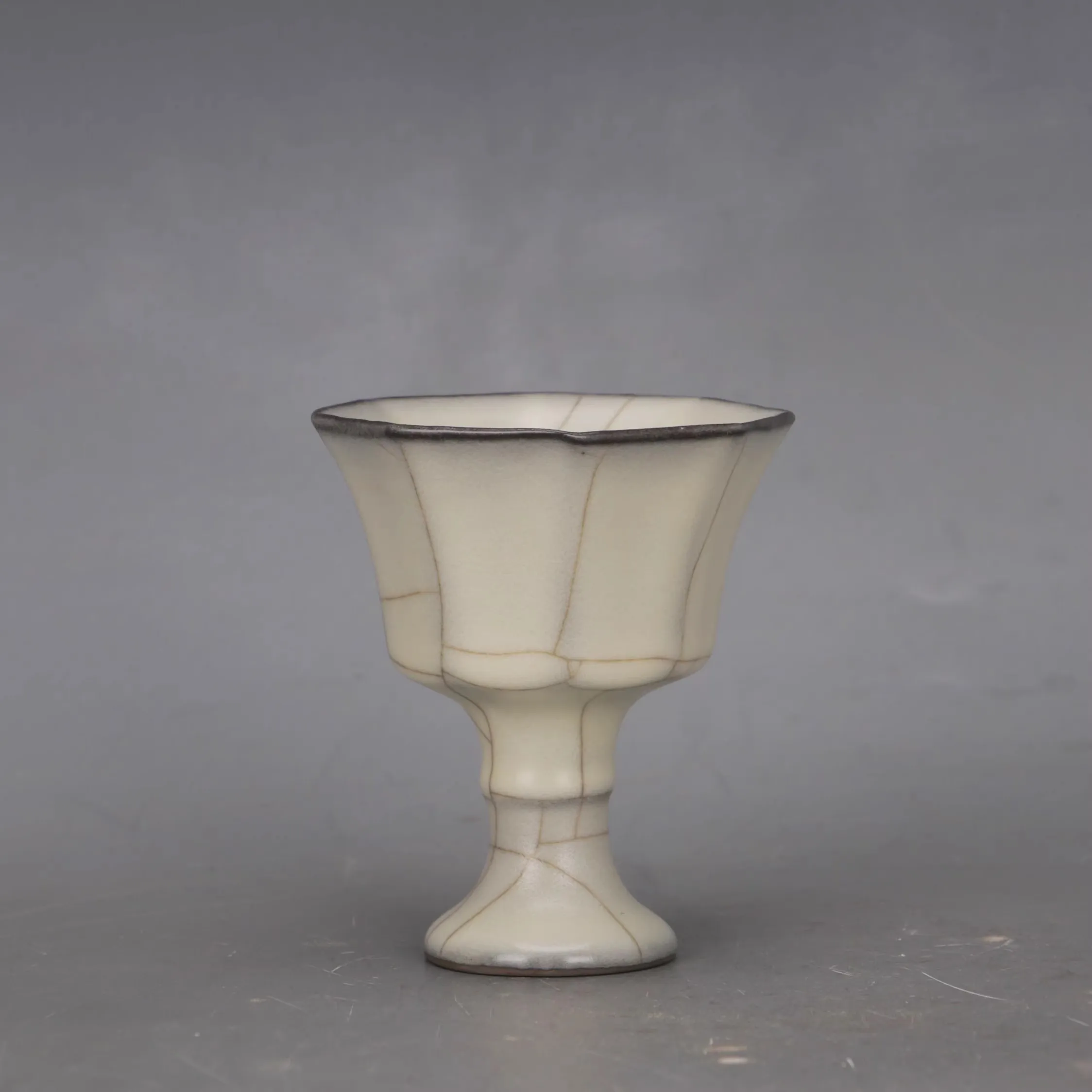 Song Ge Kiln White Glaze Opened Octagonal High Foot Cup Antique Porcelain Decorative Ornaments