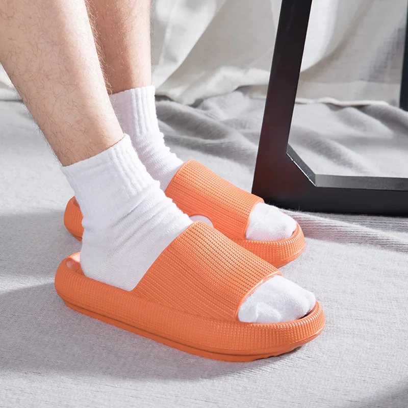 Koppels Dragen Bovenkleding Man Slippers Voor Mannen Dikke Zool Huis Schoenen Eva Ondersteuning Schoenen Zomer Sandalen Badkamer Mannen Slipper