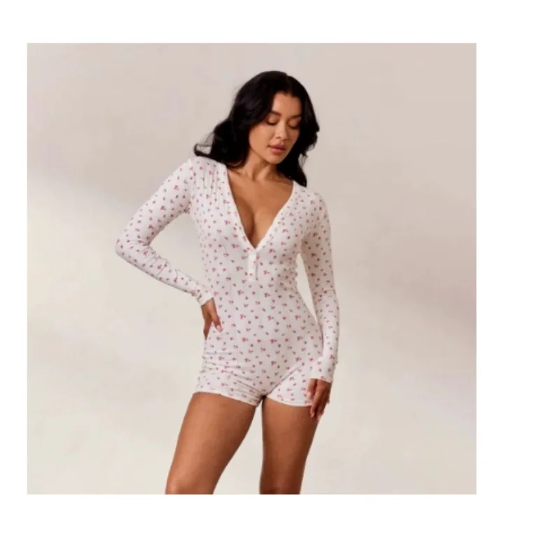 

Весна 2025: Женские облегающие шорты с V-образным вырезом, длинным рукавом, цветочным принтом, сексуальные, с высокой талией, из полиэфирного волокна