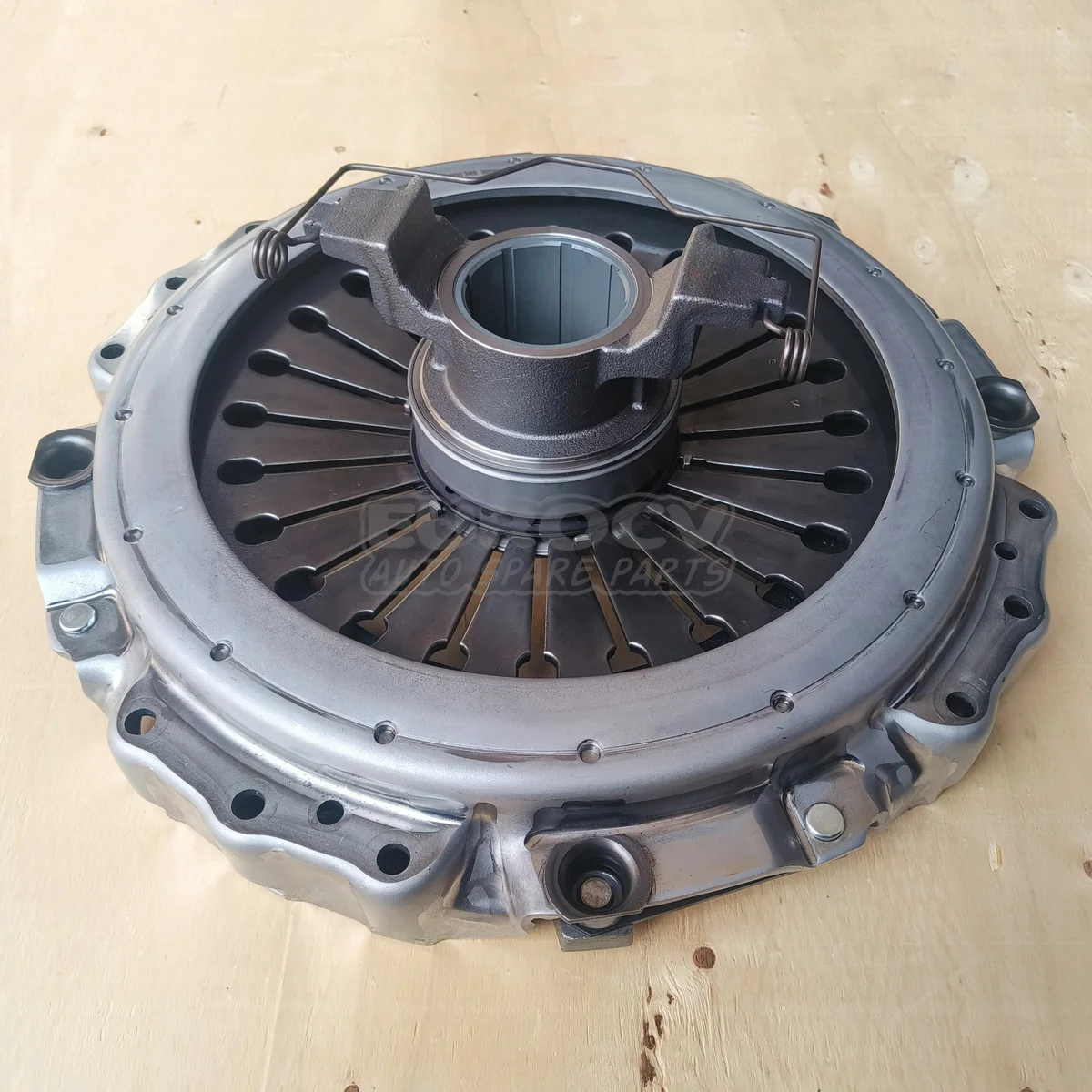 Eur ocv Truck Parts VOE 20733540 With Releaser Clutch Pressure Plate 3483000348 for Vo lvo Trucks