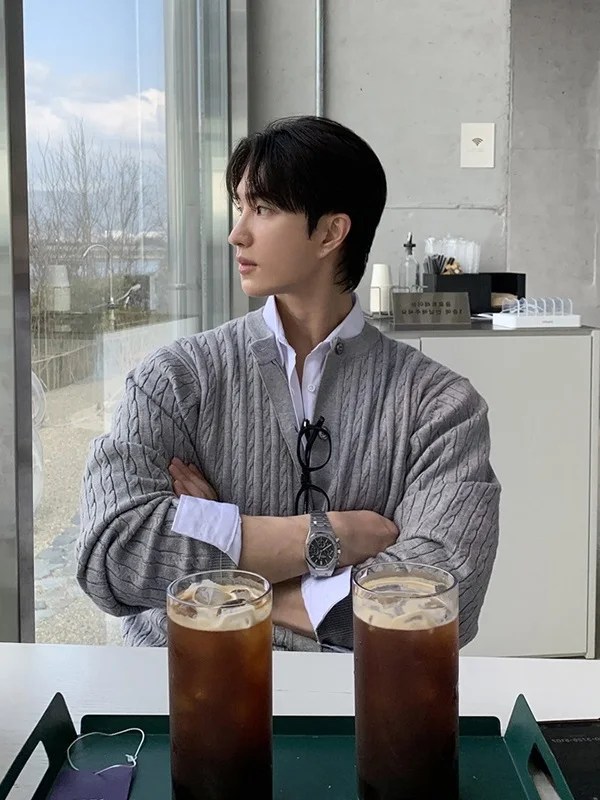 

Мужской вязаный кардиган в корейском стиле, осенняя новинка, модный дизайн, узор «конопляный цветок», высококачественная вышивка, повседневный, стильный