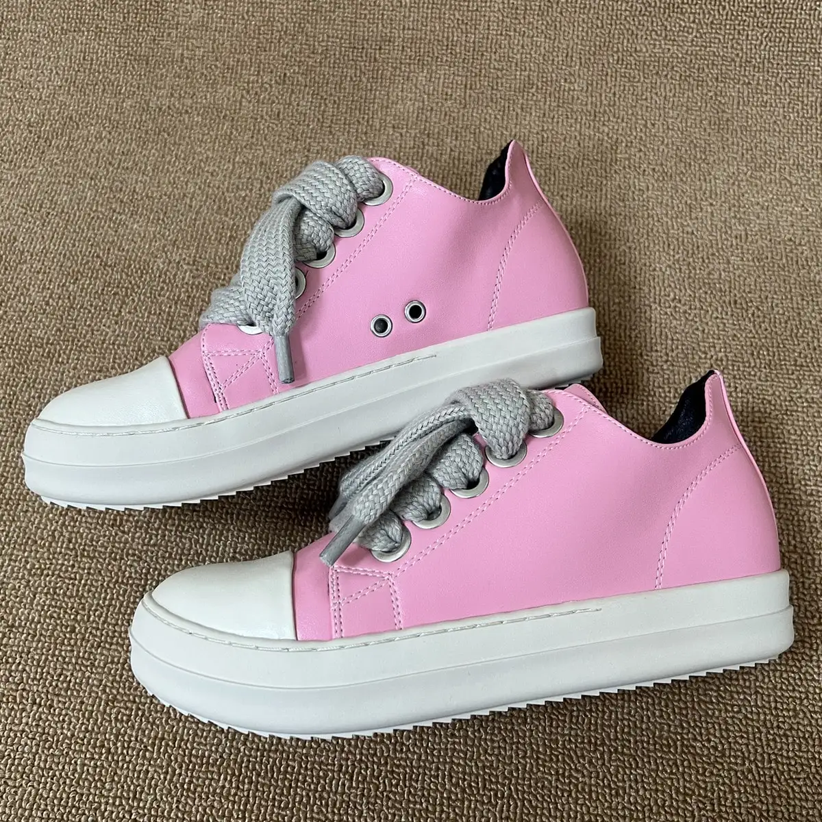 Low Top Lace Up Round Toe Thick Soled Casual Sports Non Slip Breathable Outdoor Daily Trendy Walking Footwear
