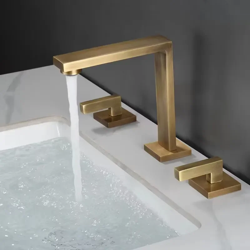 Lusa High Quality Brass Double Handle Three-Hole Water Mixer Hot and Cold Widespread Bathtub Shower Faucet for Bathroom Use